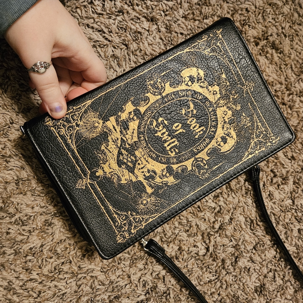 Spellbook bag